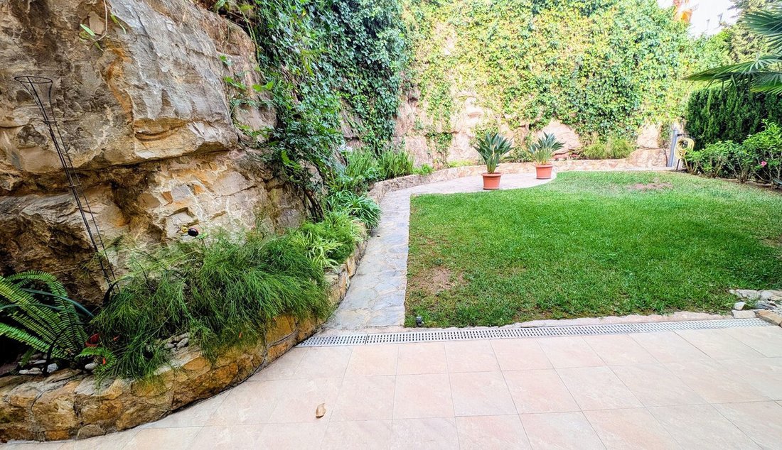 Apartment in Benahavis, Andalusia, Spain 1 - 16327292