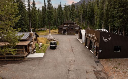 Cooke City, Montana, United States 1