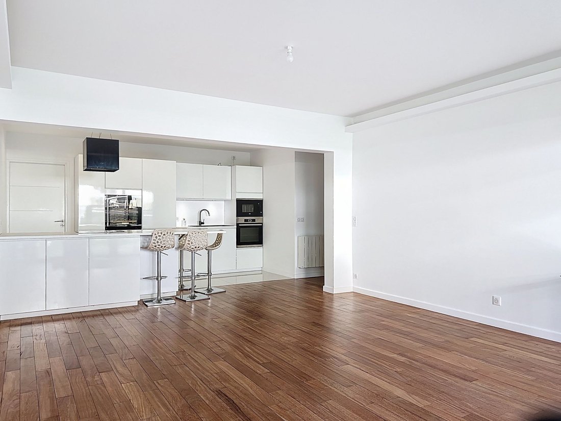 Apartment in Centre Ville, Rueil-Malmaison, France 3 - 16327254
