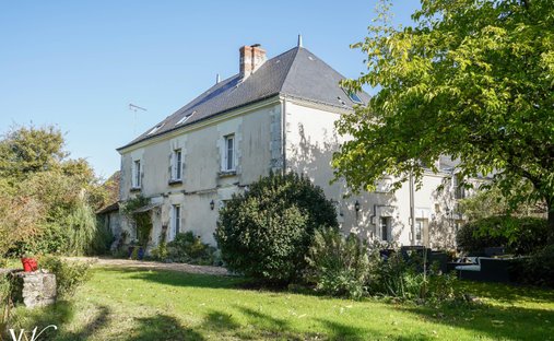 House in Sepmes, Centre-Val de Loire, France 1