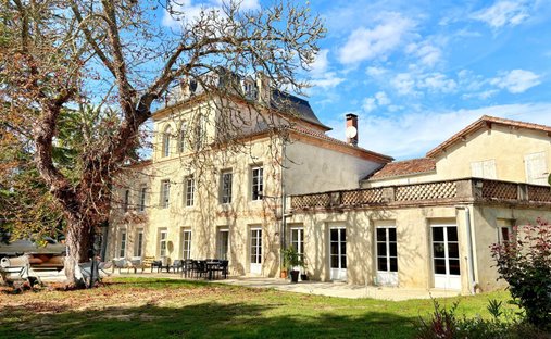 House in Gasques, Occitania, France 1