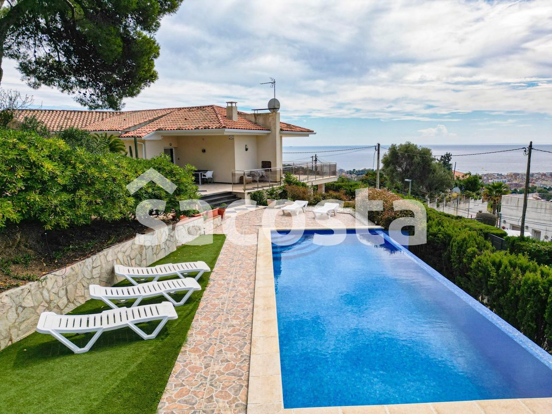 House in Lloret de Mar, Catalonia, Spain 1 - 16328991