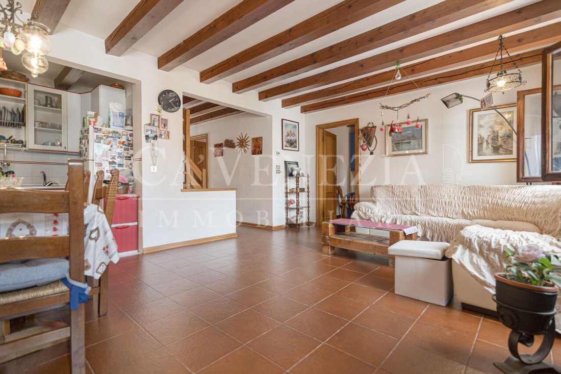 Apartment in Dorsoduro, Venice, Italy 2 - 16330493