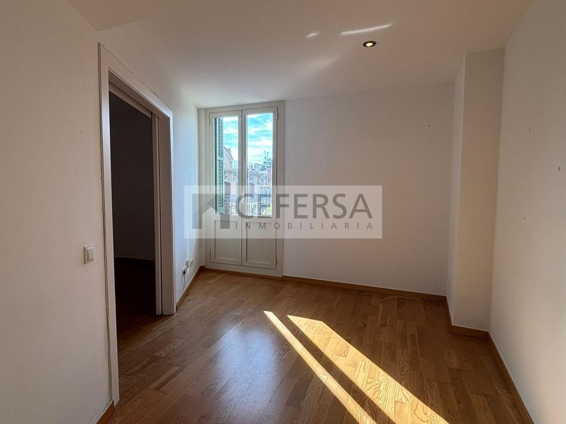 Apartment in Eixample, Barcelona, Spain 3 - 16326955