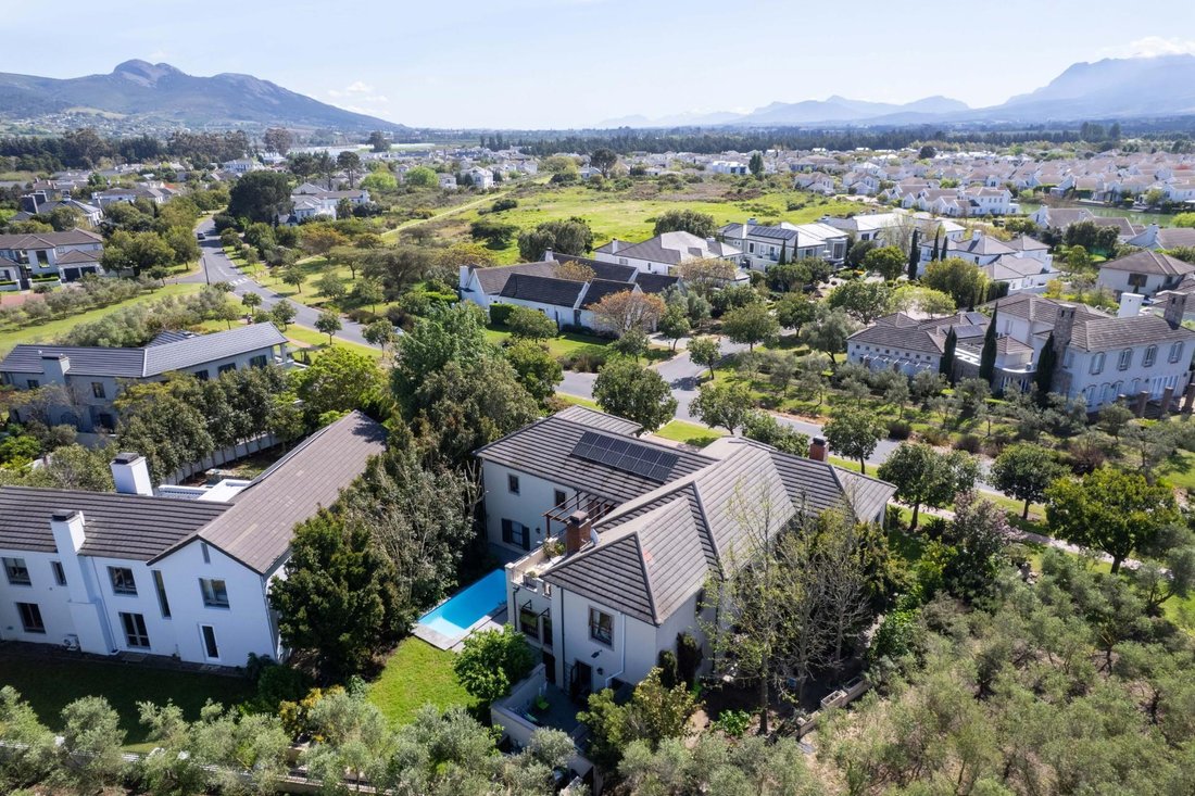 House in Paarl, Western Cape, South Africa 1 - 16329137