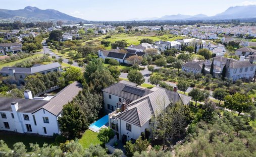 House in Paarl, Western Cape, South Africa 1