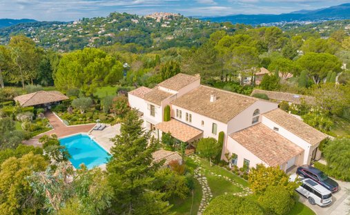 Villa in Mougins, Provence-Alpes-Côte d'Azur, France 1