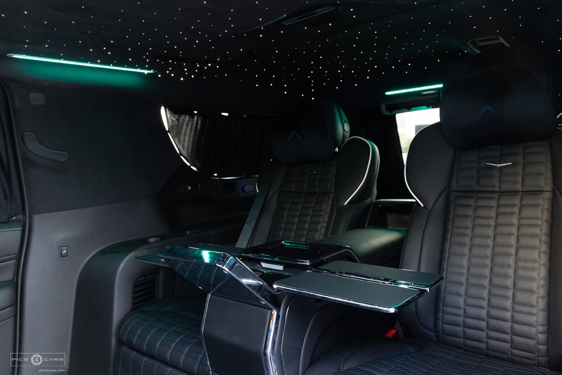 Suv in San Diego, California, United States 4 - 16328048