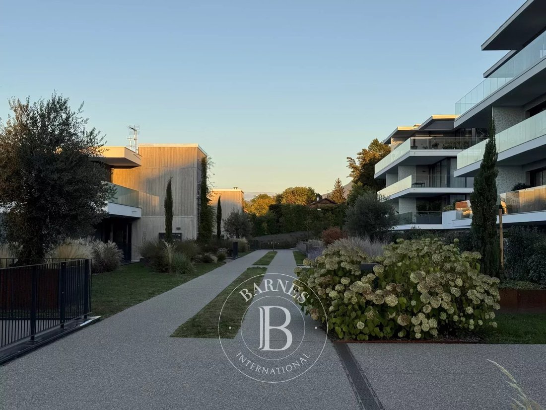 Apartment in Veyrier-du-Lac, Auvergne-Rhône-Alpes, France 1 - 16327328