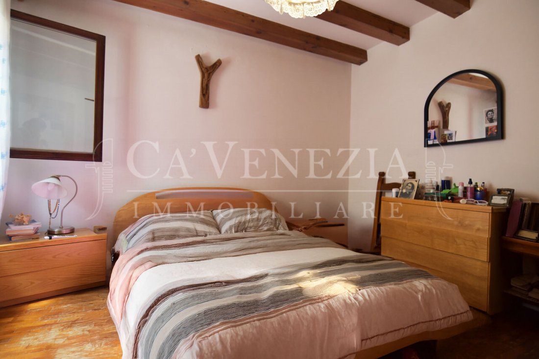 Apartment in Dorsoduro, Venice, Italy 5 - 16330493