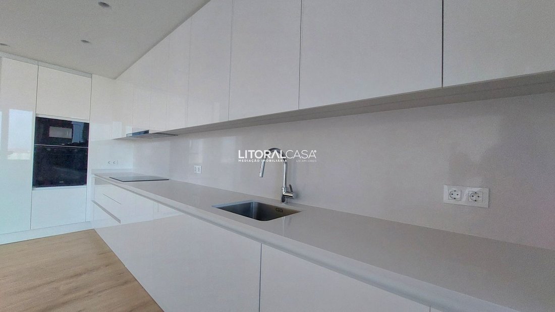 Apartment in Gloria e Vera Cruz, Aveiro District, Portugal 3 - 16322764