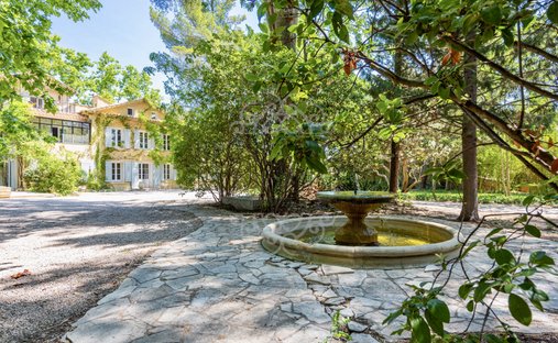 House in Granettes-Jauberte-Sainte Anne, Aix-en-Provence, France 1