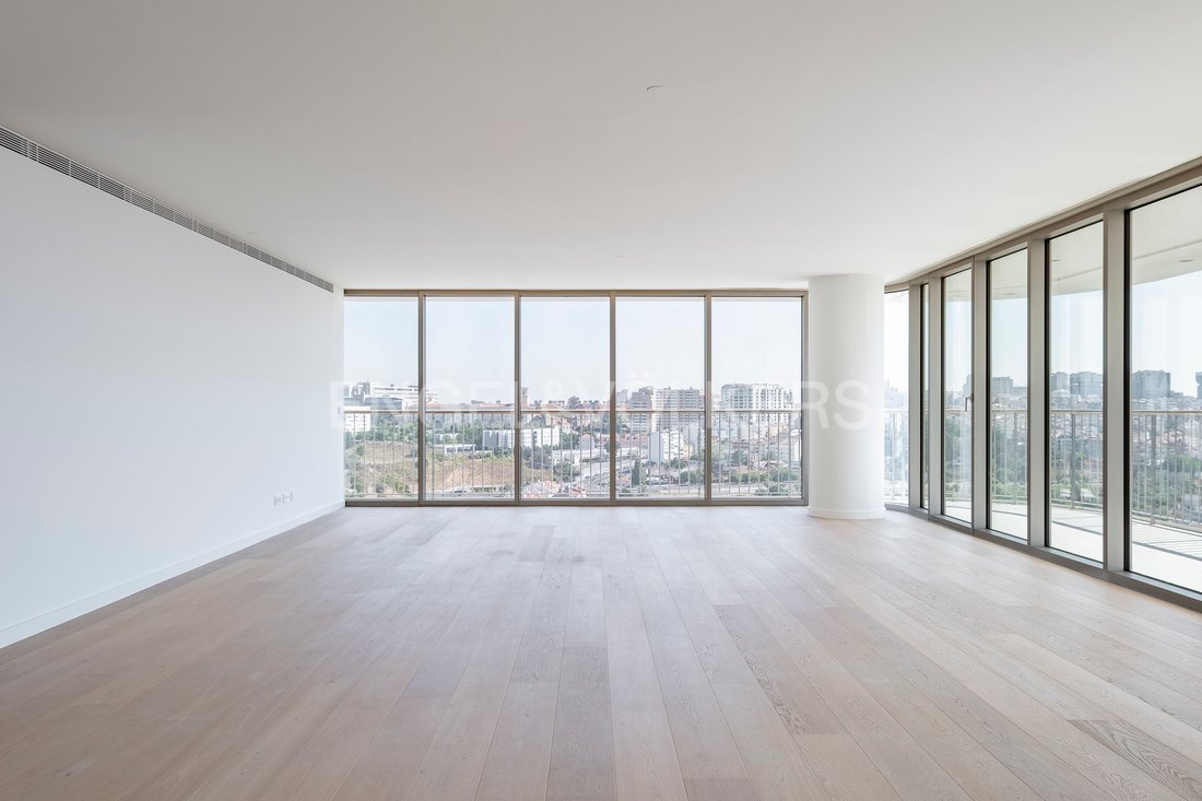 Apartment in Campolide, Lisbon, Portugal 3 - 16330174