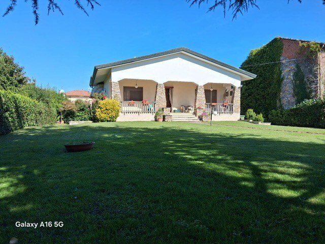 Villa in Center, Capannori, Tuscany 3 - 16328797
