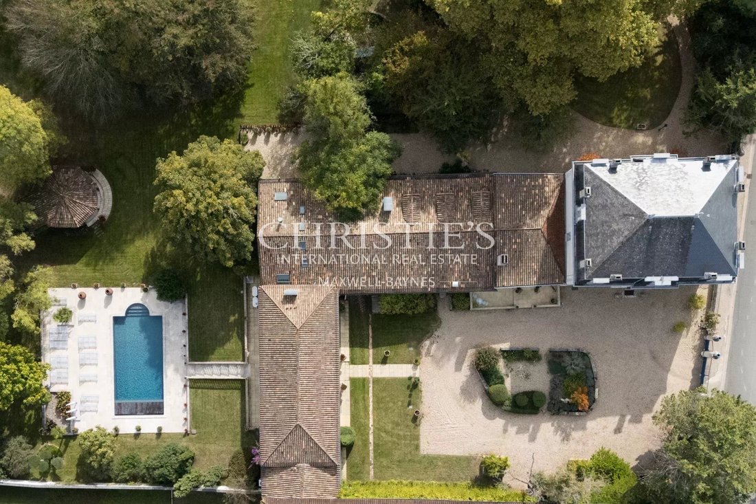 Estate in Libourne, Nouvelle-Aquitaine, France 4 - 16326756