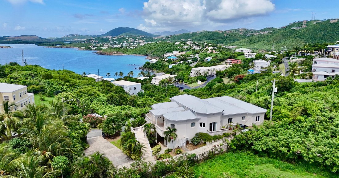 House in Red Hook, St. Thomas, U.S. Virgin Islands 1 - 16330012