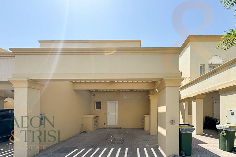 Villa in United Arab Emirates 1 - 16327540