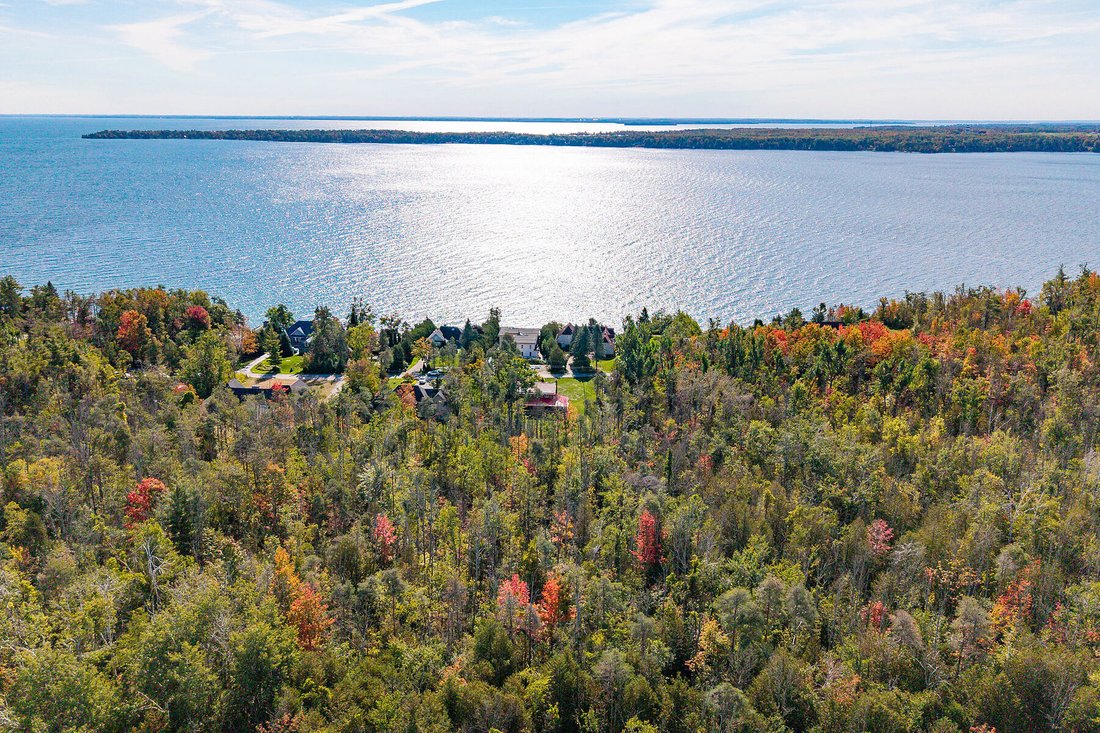 House in Shanty Bay, Ontario, Canada 2 - 16327780