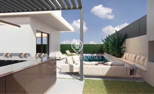 House in Sant Pere de Ribes, Catalonia, Spain 1