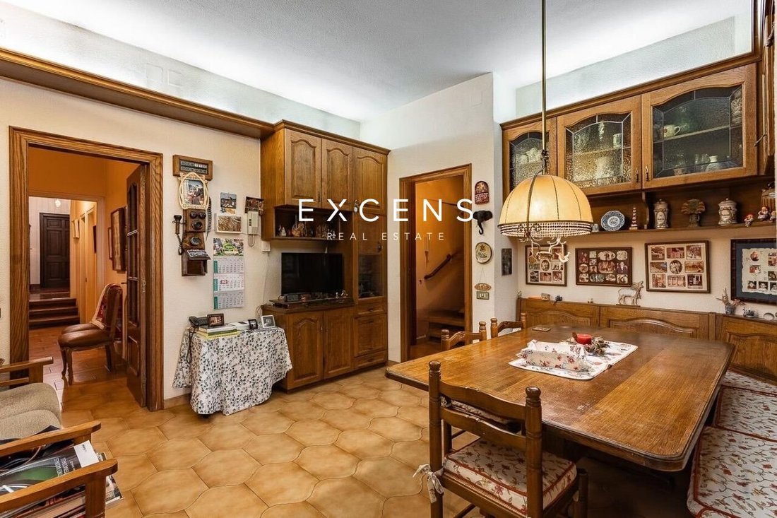 Apartment in Sarrià-Sant Gervasi, Barcelona, Spain 5 - 16329260