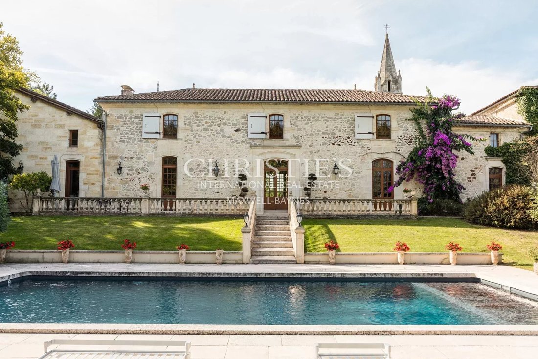 Estate in Libourne, Nouvelle-Aquitaine, France 2 - 16326756