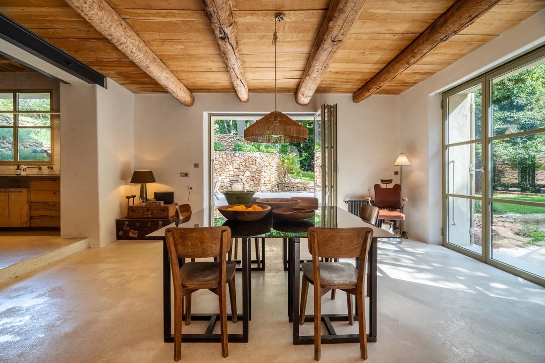 Estate in Grand Sud- Aix la Duranne, Aix-en-Provence, France 5 - 16329213