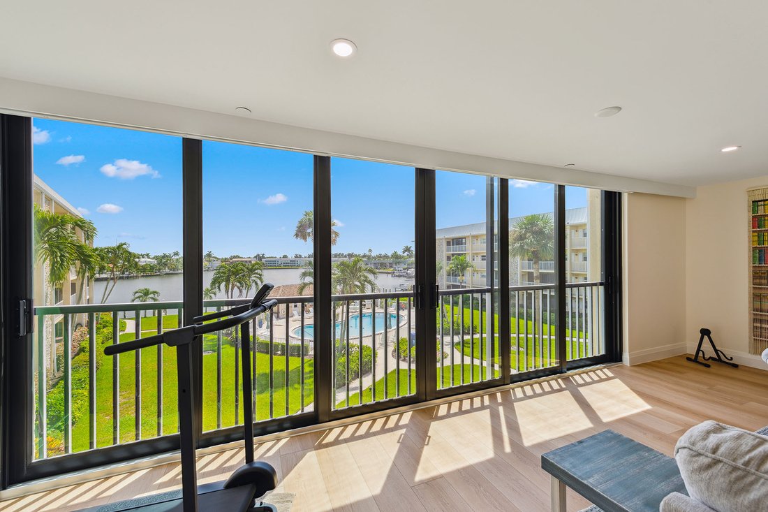 Condo in Naples, Florida, United States 1 - 16324315