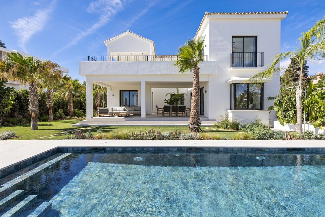 Villa in Estepona, Andalusia, Spain 1 - 16327673
