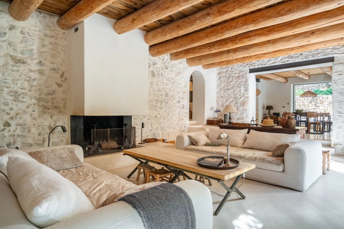 Estate in Grand Sud- Aix la Duranne, Aix-en-Provence, France 4 - 16329213