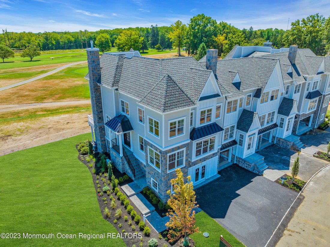 Condo in Tinton Falls, New Jersey, United States 1 - 16326849