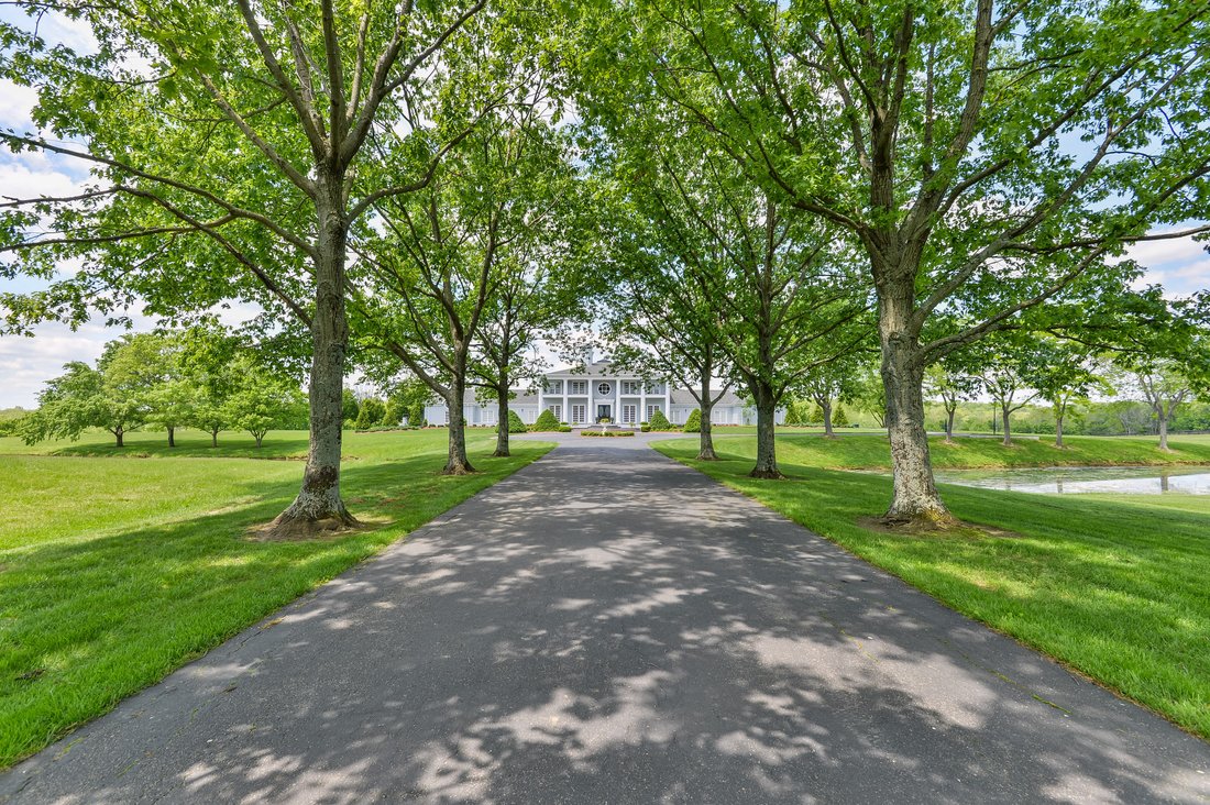 House in La Grange, Kentucky, United States 3 - 15529333