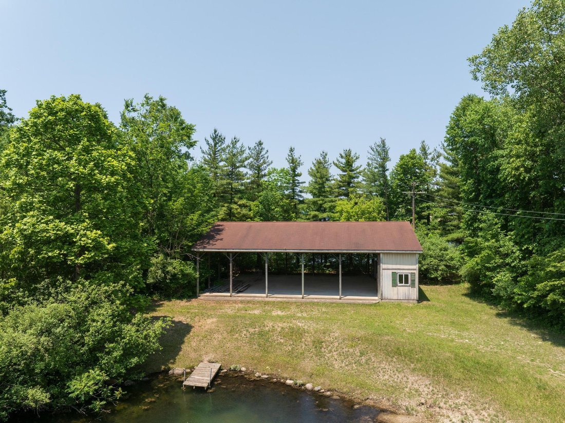 Land in Clarkston, Michigan, United States 2 - 16330105