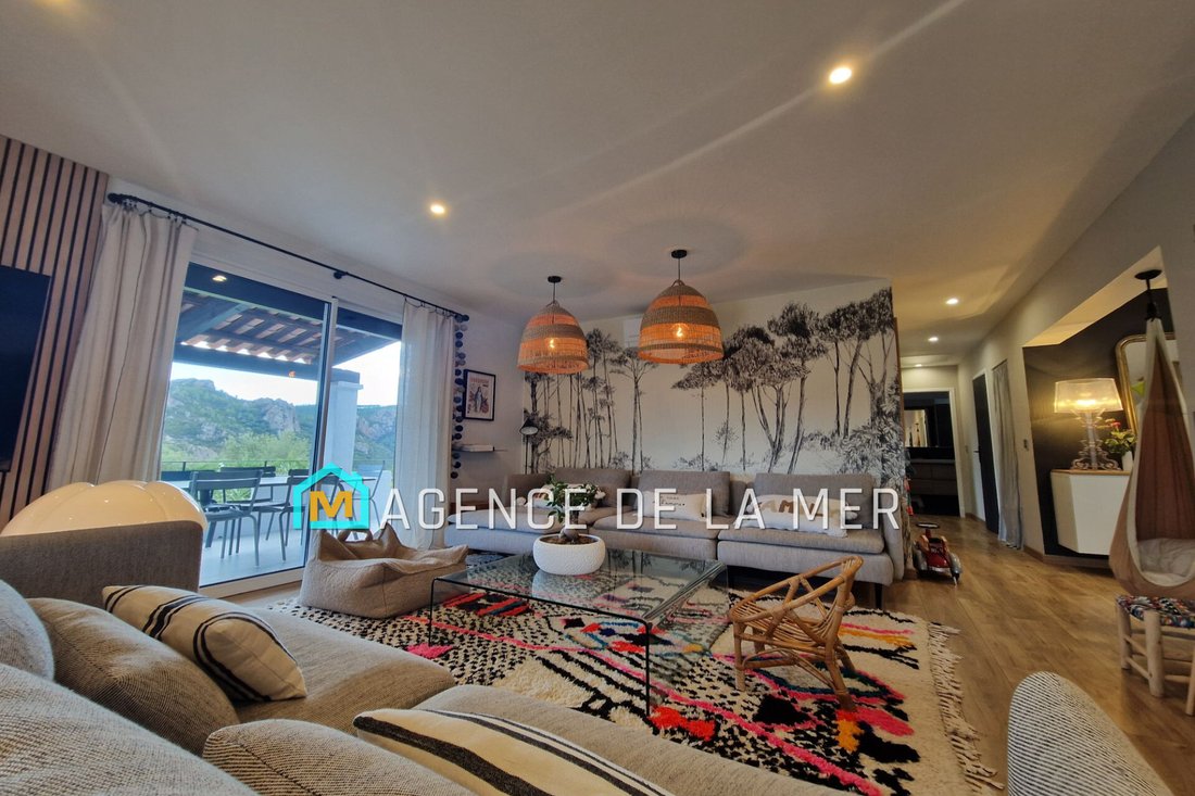 Villa in Exterieurs, Frejus, France 3 - 16329672