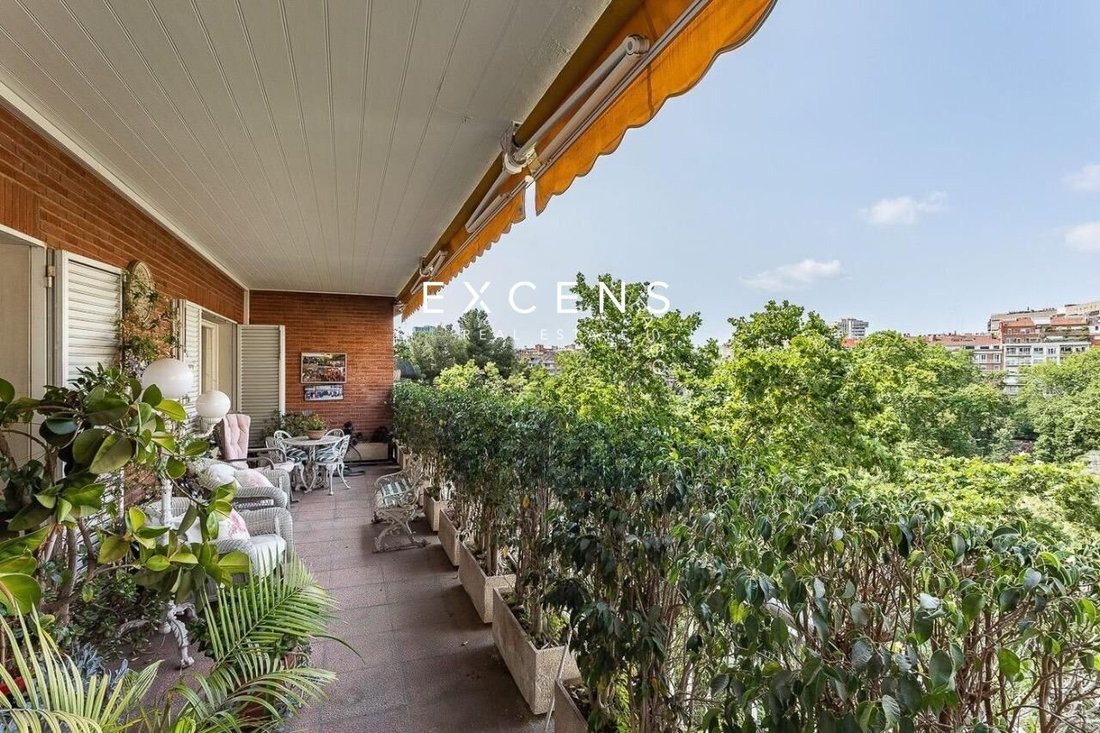 Apartment in Sarrià-Sant Gervasi, Barcelona, Spain 1 - 16329260