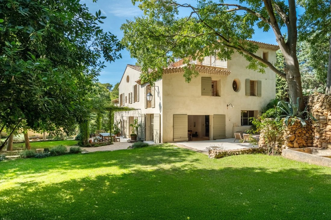 Estate in Grand Sud- Aix la Duranne, Aix-en-Provence, France 3 - 16329213