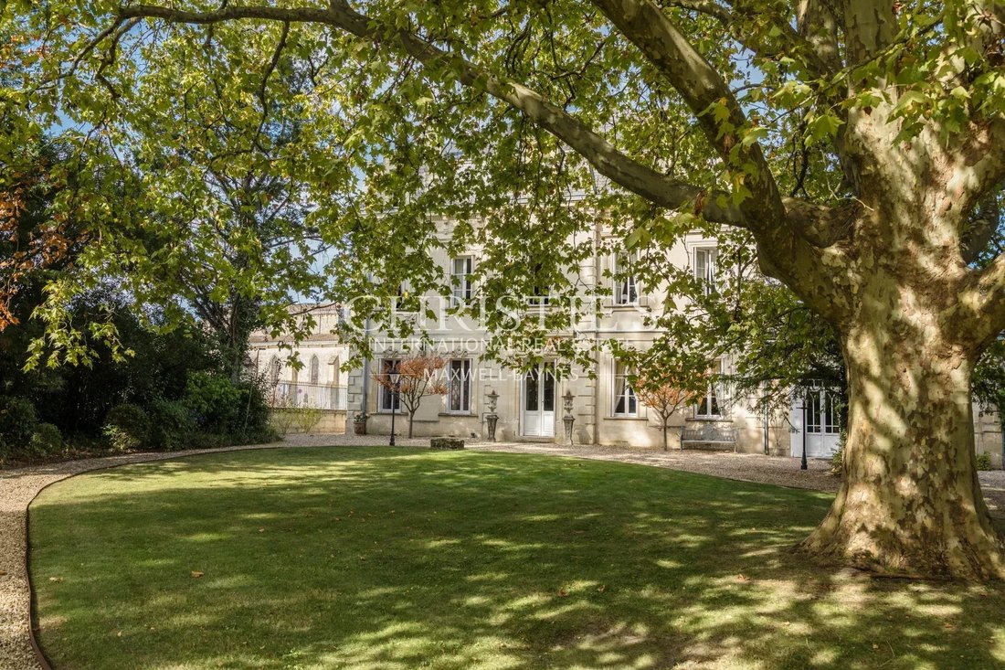Estate in Libourne, Nouvelle-Aquitaine, France 3 - 16326756