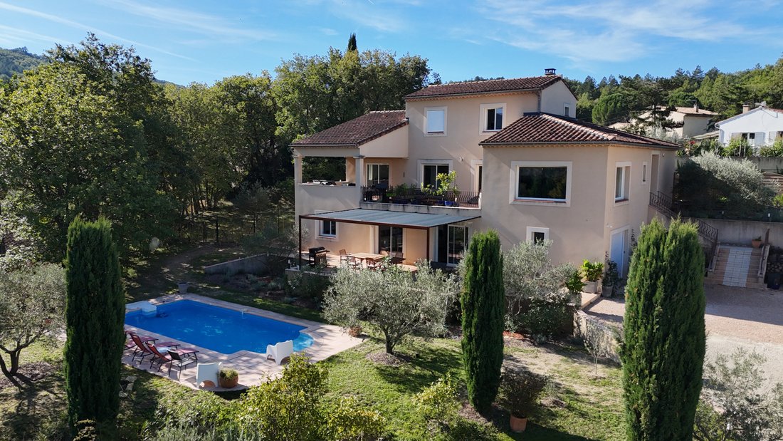 Villa in Malaucène, Provence-Alpes-Côte d'Azur, France 2 - 16329022
