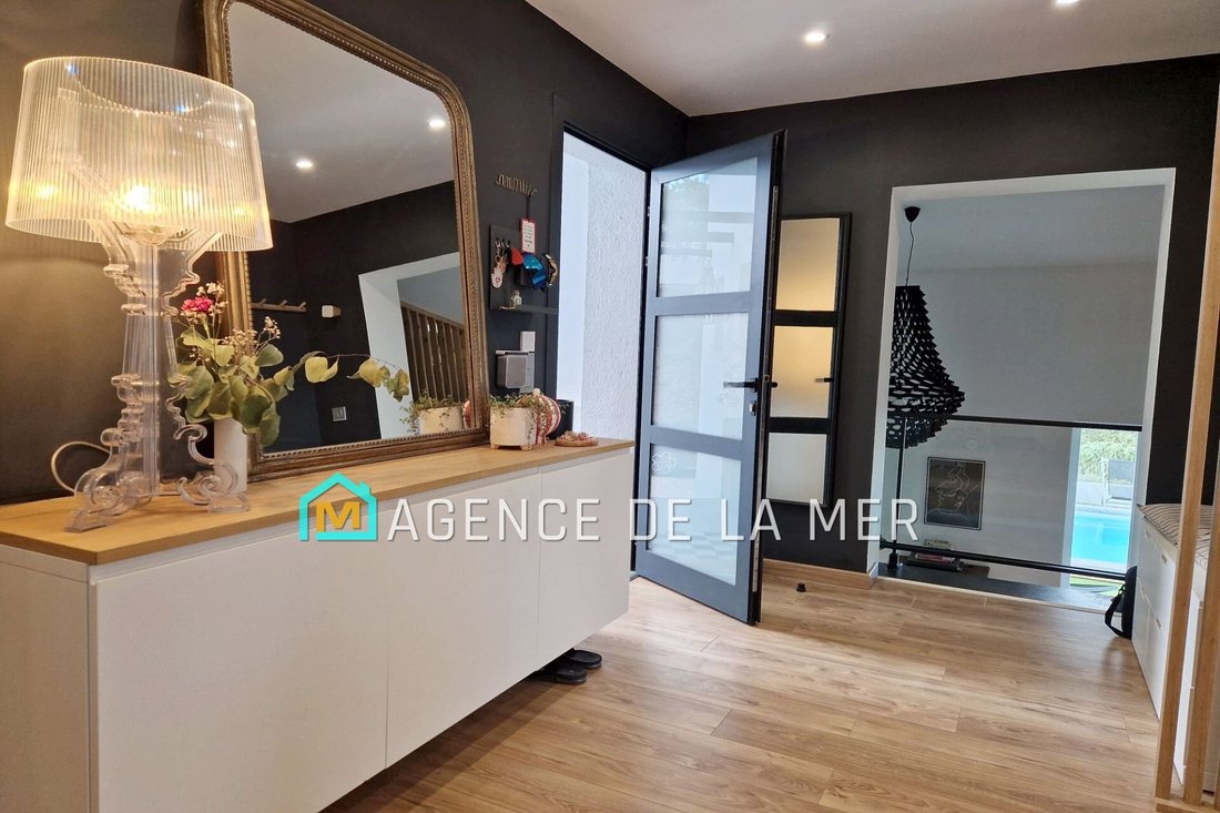 Villa in Exterieurs, Frejus, France 5 - 16329672