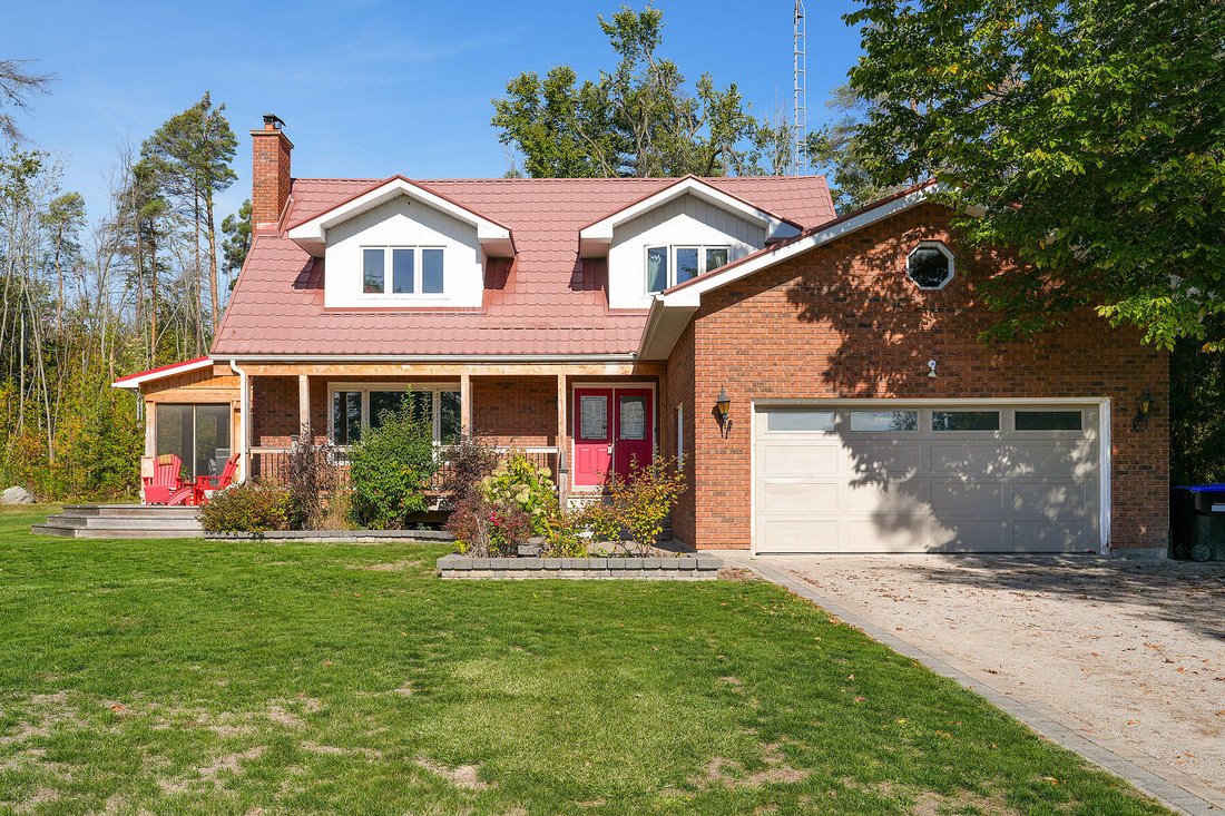 House in Shanty Bay, Ontario, Canada 1 - 16327780