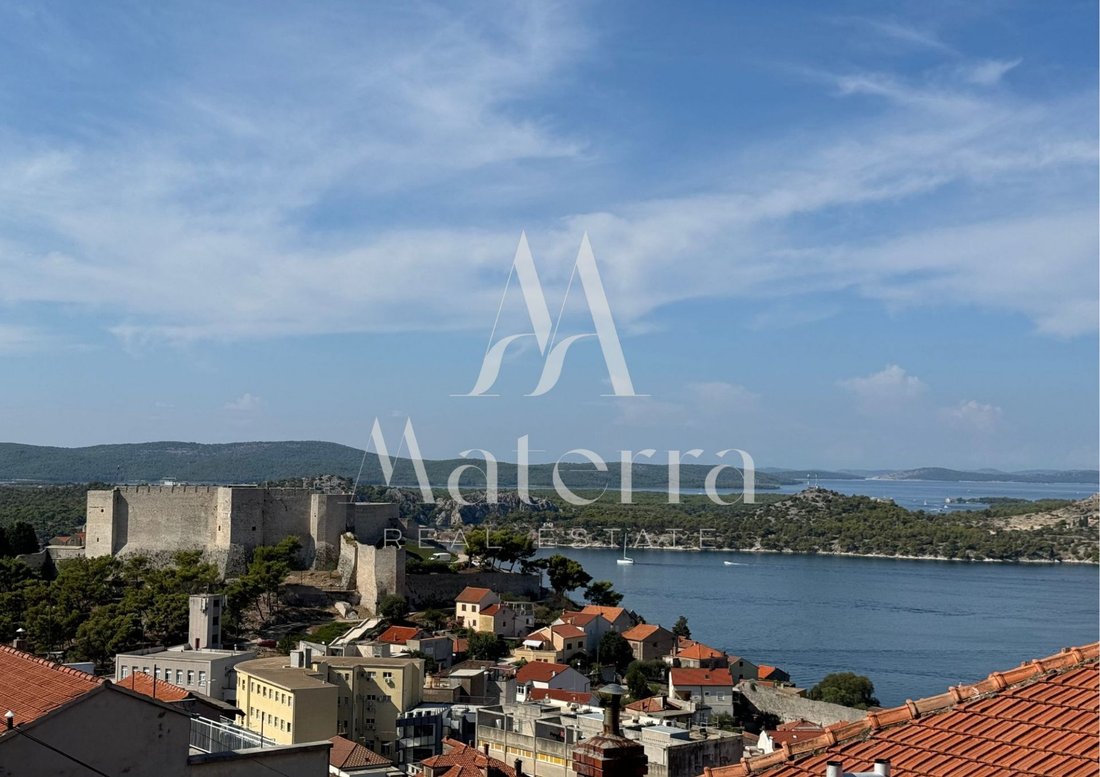 House in Gradska cetvrt Varos, Sibenik, Sibenik-Knin County 2 - 16329529