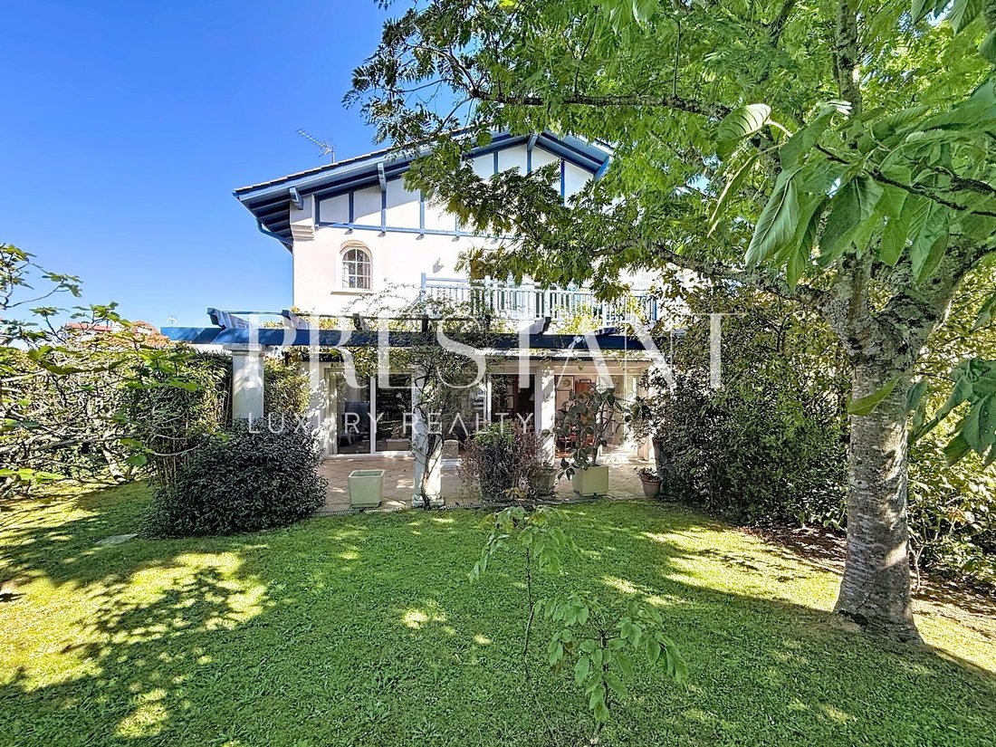 House in Saint Martin-Cité des Fleurs, Biarritz, France 4 - 16329505