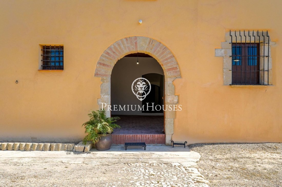 Country House in Castellet i la Gornal, Catalonia, Spain 4 - 16329339