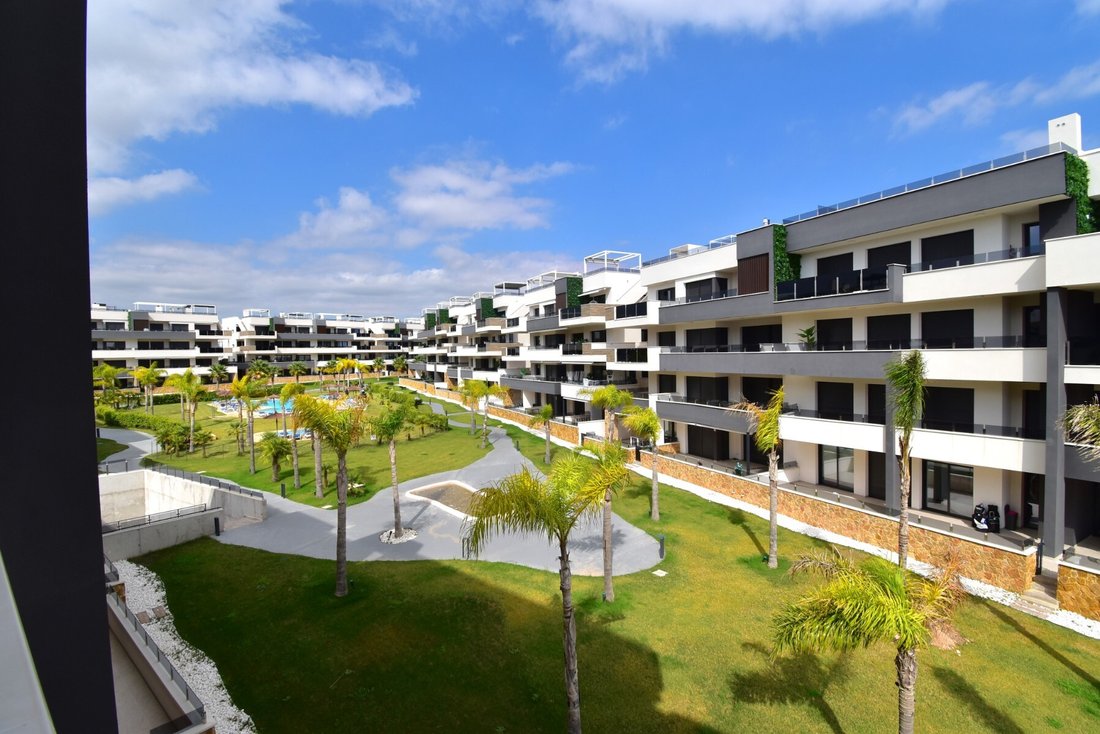 Apartment in Orihuela, Valencian Community, Spain 2 - 16327384