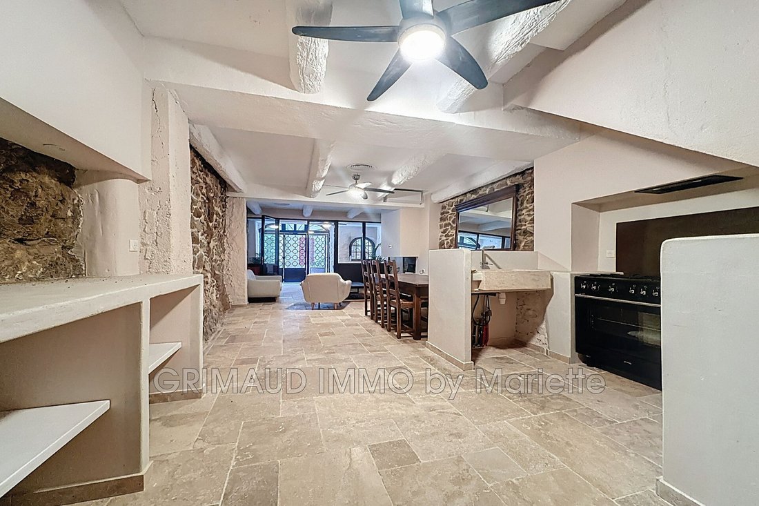 Villa in Grimaud, Provence-Alpes-Côte d'Azur, France 2 - 15595856