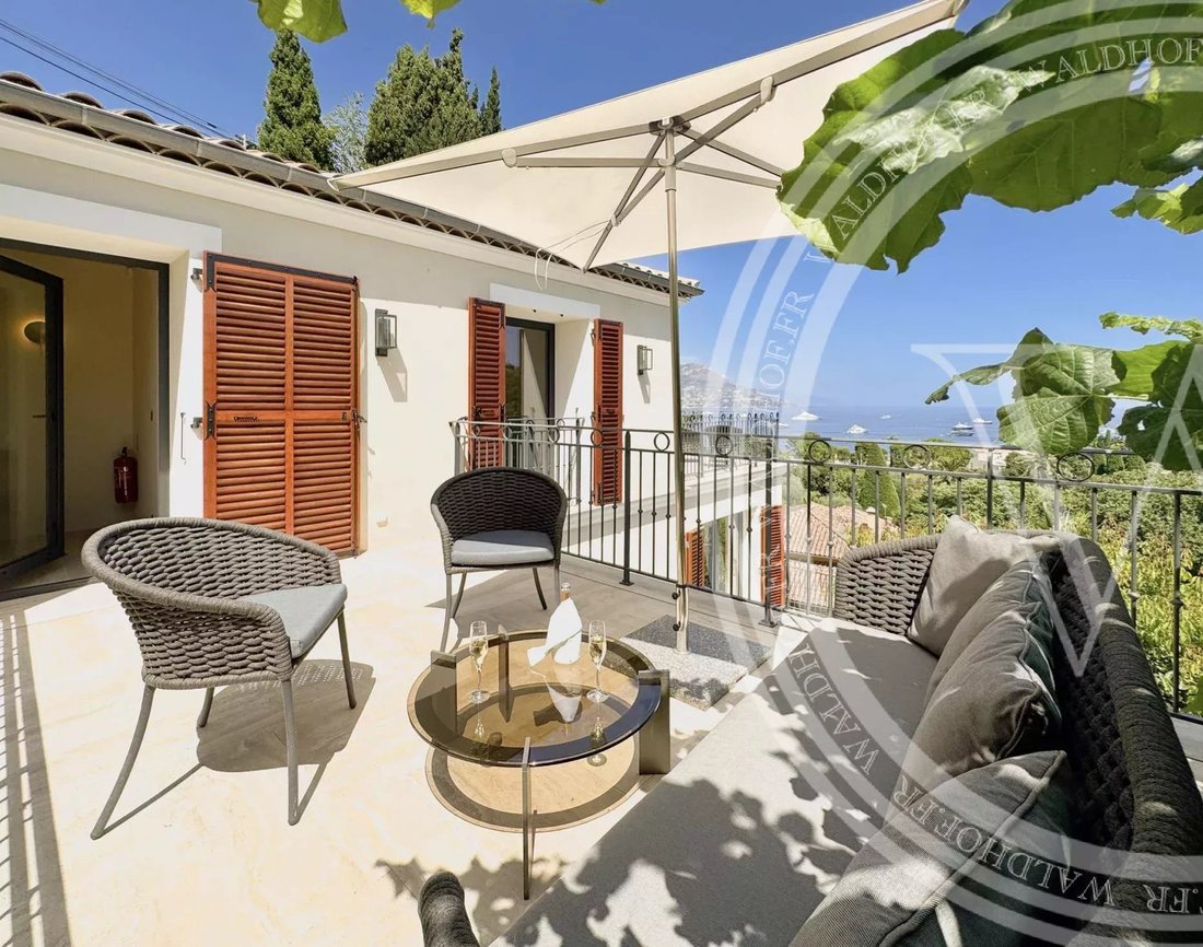 Villa in Saint-Jean-Cap-Ferrat, Provence-Alpes-Côte d'Azur, France 1 - 16327394