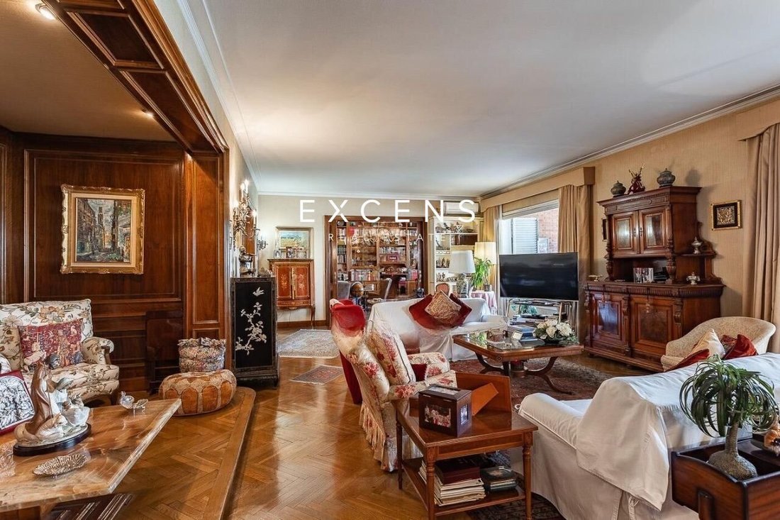 Apartment in Sarrià-Sant Gervasi, Barcelona, Spain 4 - 16329260