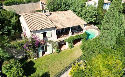 Estate in Nord, Cavalaire-sur-Mer, France 1