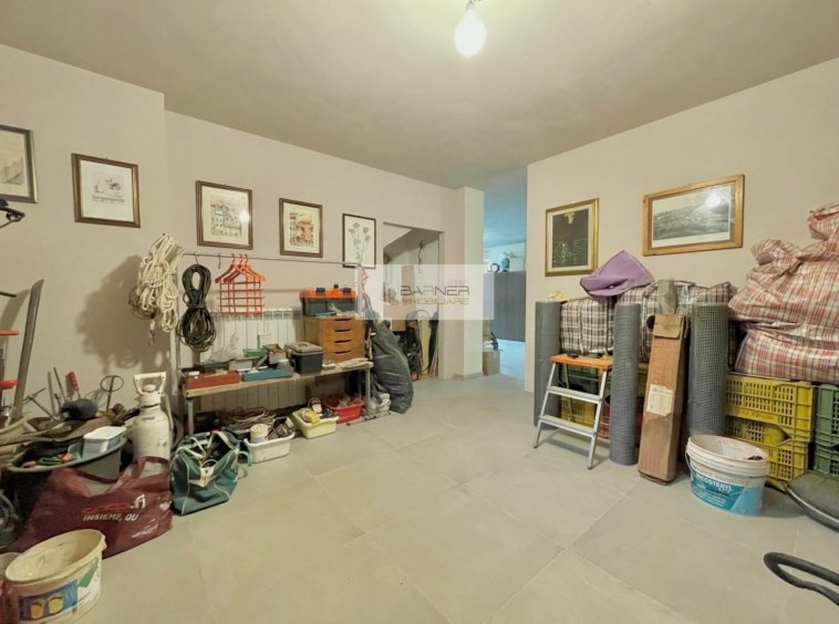 Villa in Historic Center, Lucca, Tuscany 3 - 16328812