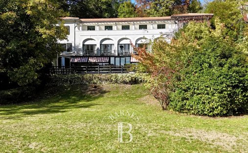 Estate in Centre Ville Nord Ouest, Fontainebleau, France 1