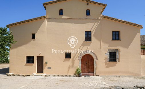 Country House in Castellet i la Gornal, Catalonia, Spain 1